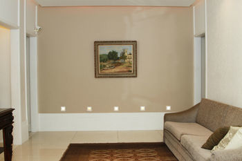 Petit Village Icarai Hotel 2*